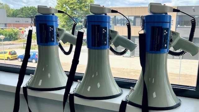 Megafoon verhuur in Veenendaal, Rhenen, Ede, Lunteren, Wageningen, Ameronen en geheel Nederland